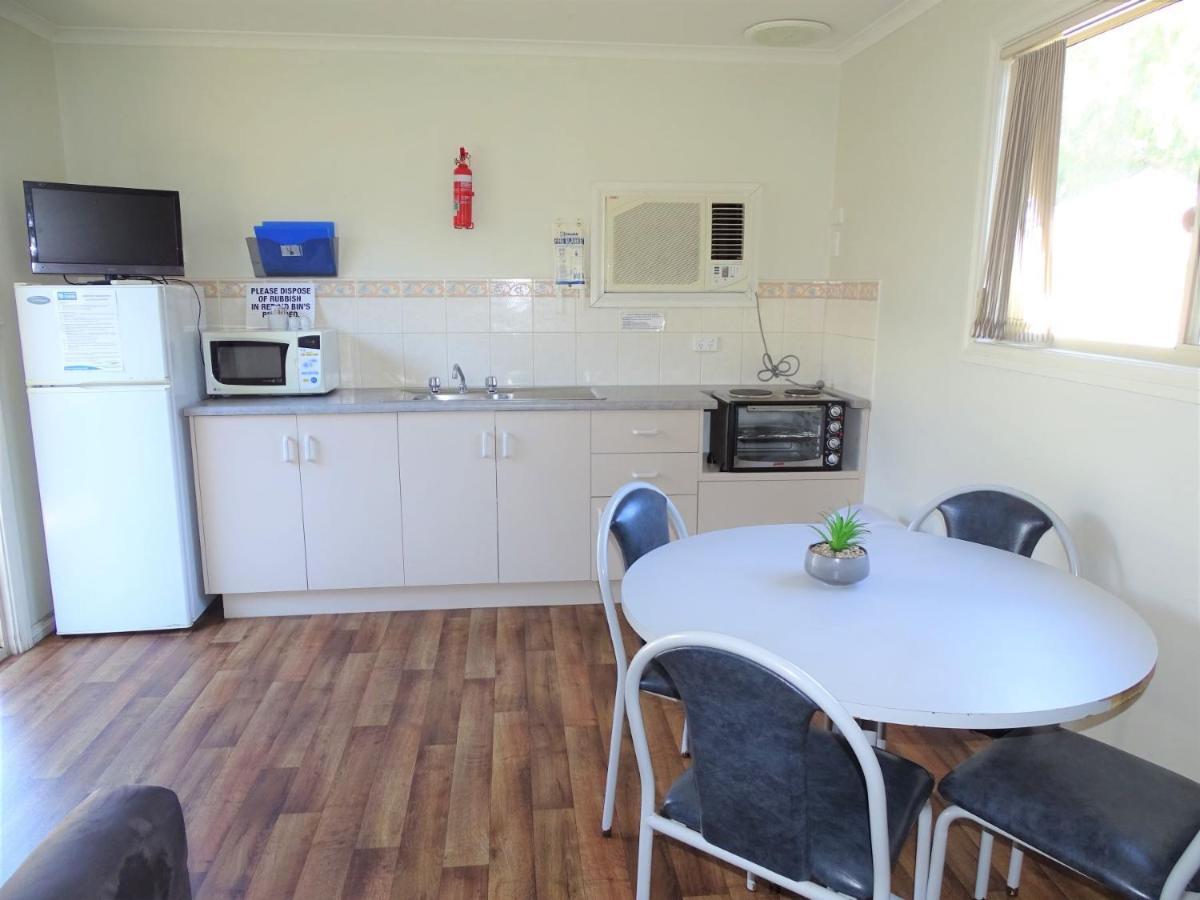 Moonta Bay Cabins Motel Port Moonta Екстериор снимка