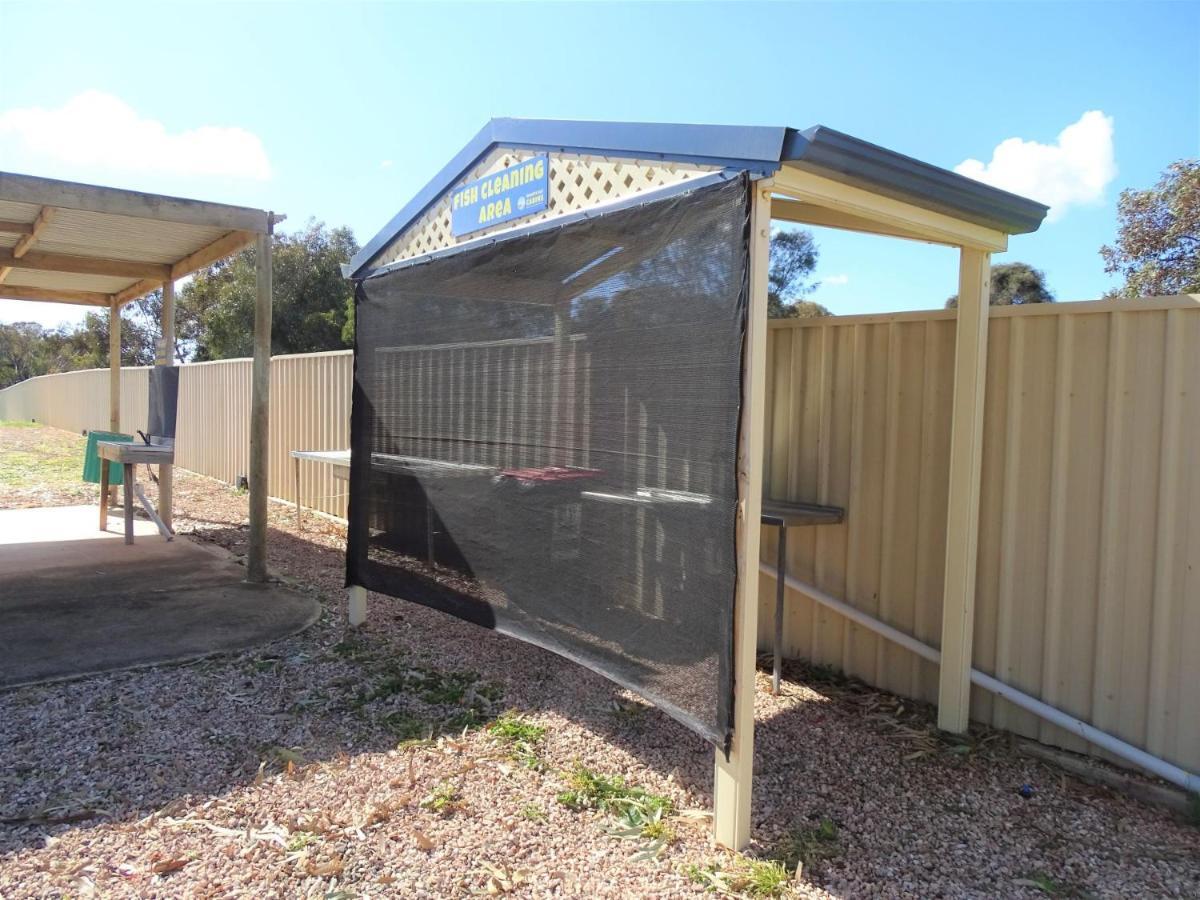 Moonta Bay Cabins Motel Port Moonta Екстериор снимка